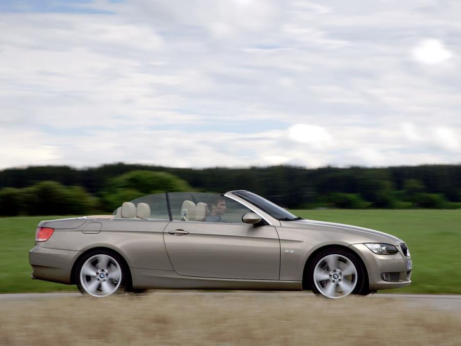  BMW 335i Convertible 2007 года  (фото 71 из 91)